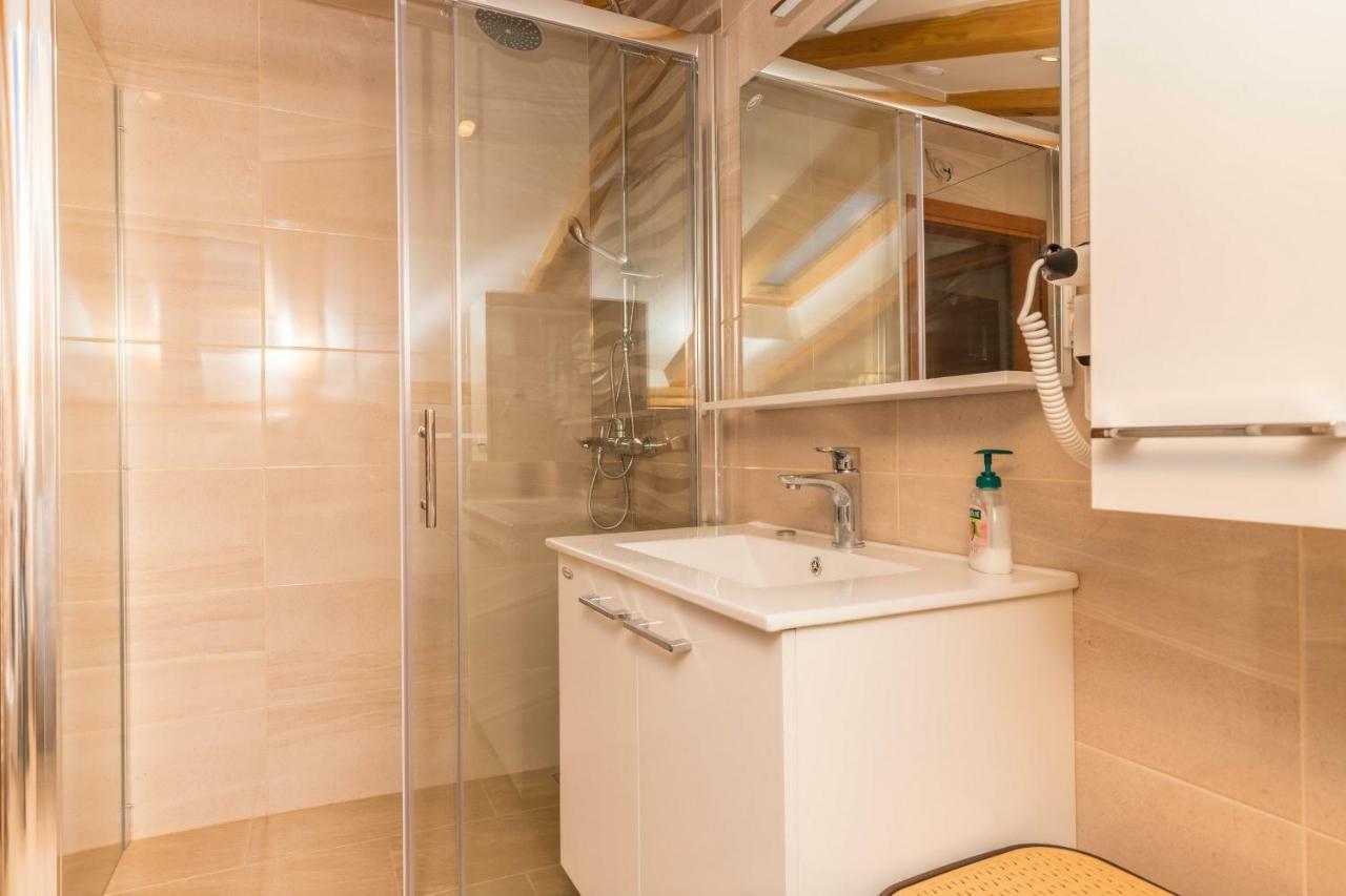 Apartman Sare