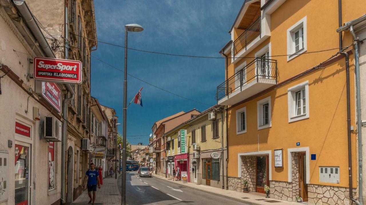 Sare Apartman