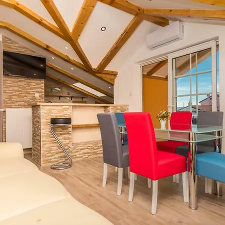 Apartman Sare Crikvenica Exterior photo