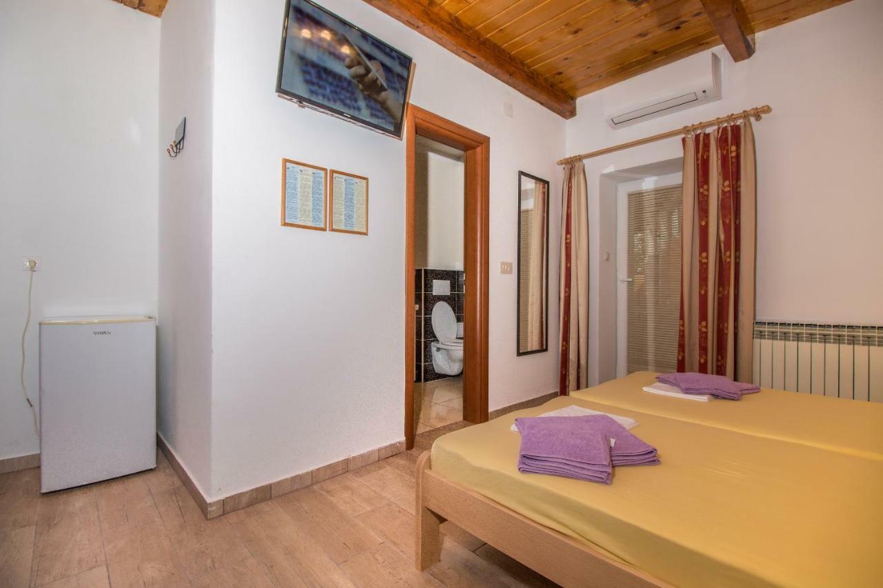 Sare Apartment
